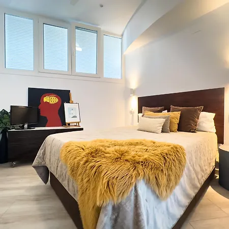 Penthouse Torres Apartment